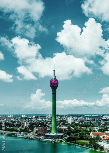 Tablou pe pânză City skyline with lotus tower and beira lake at Colombo, Sri Lanka