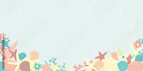 夏の背景イラスト　貝殻とヒトデ © perori