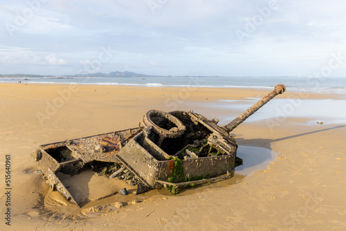 Canvas Print Abandoned army tank M18 Hellcat on Oucuo Beach in Kinmen Island