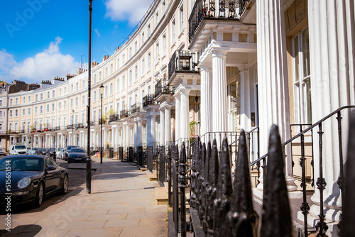 Canvas Print Street of upmarket London townhouses in Notting Hill area of west London