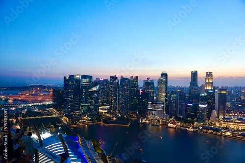 Skyline von Singapur im Sonnenuntergang © Dominik