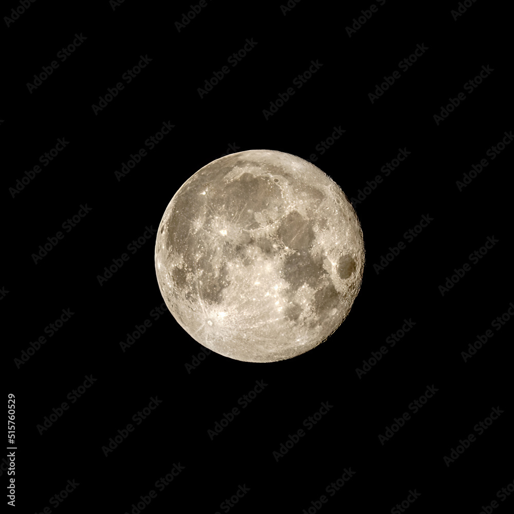 Naklejka premium Super fool moon on black background, detailed image
