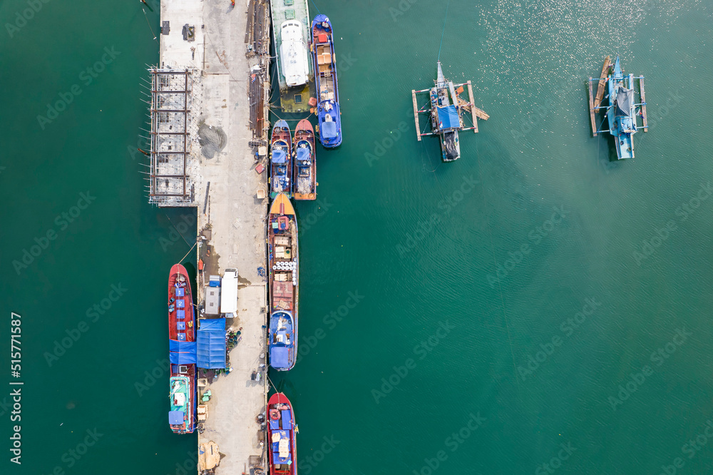 Φωτογραφία Sual, Pangasinan, Philippines - Aerial of the wharf and seaport of the town of S