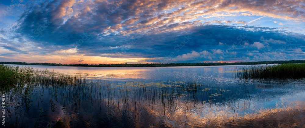 Fototapeta premium Landscape on the lake