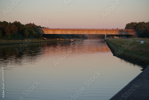 Obraz na plátně challenge roth canal in the morning, evenning