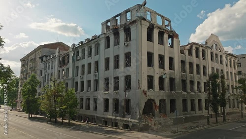 Wallpaper Mural War city house riun destruction ukraine kharkiv conflict street danger aerial Torontodigital.ca