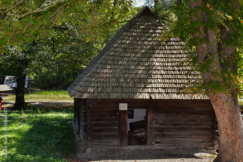 The traditional household of the Romanian peasant 32