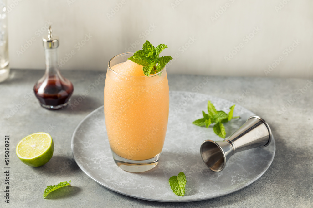 Fototapeta premium Boozy Frozen Rum Planters Punch