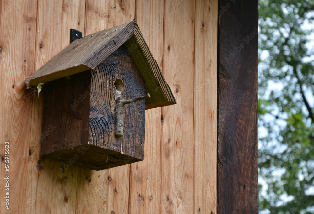 Altes Vogelhaus aus Holz