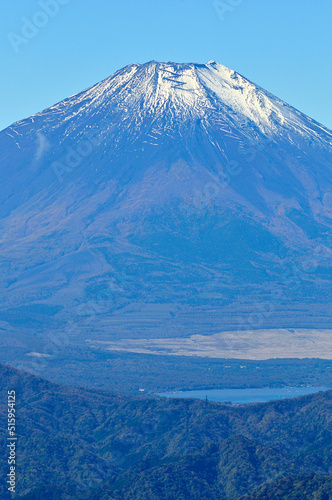 丹沢の檜洞丸より初冬の富士山を望む 