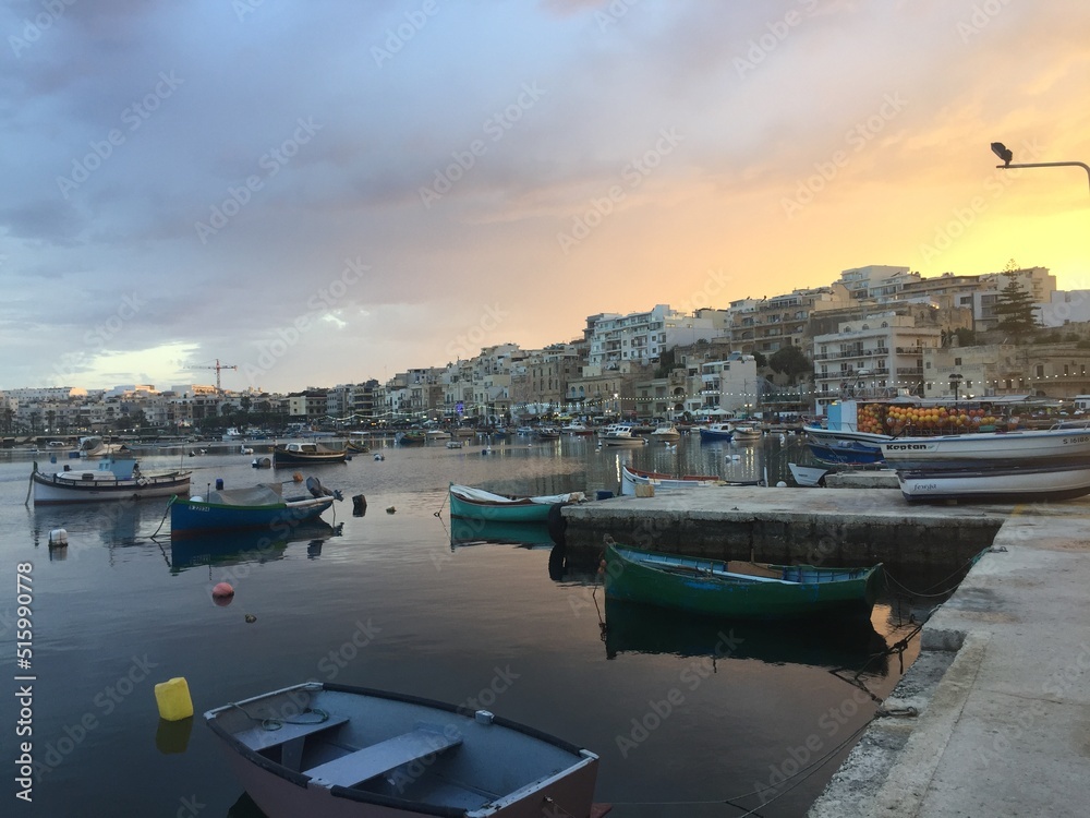 Fototapeta premium boats in the harbor