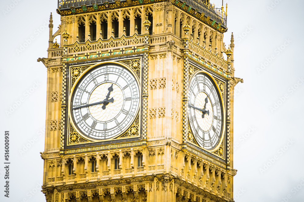 LONDON, UK - 19 FEBRUARY, 2017: The Elizabeth Tower, housing the clock and bell known as Big Ben. LONDON, UK - 19 FEBRUARY, 2017: The Elizabeth Tower, housing the clock and bell known as Big Ben.