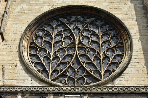 outer-view of a stained glass of the Lincoln cathedral .round shape window