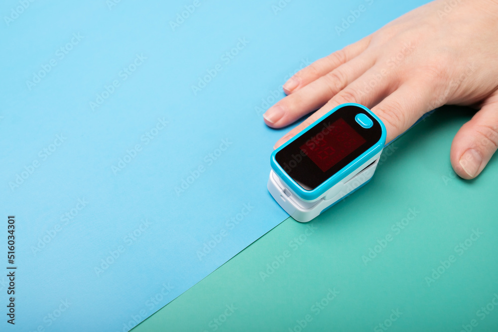 blood oxygen saturation, pulse oximeter on the finger blood oxygen saturation, pulse oximeter on the finger
