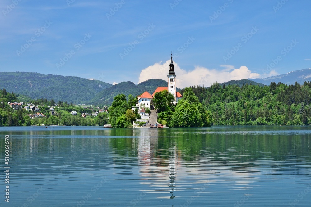 Bleder See mit Insel und Kirche