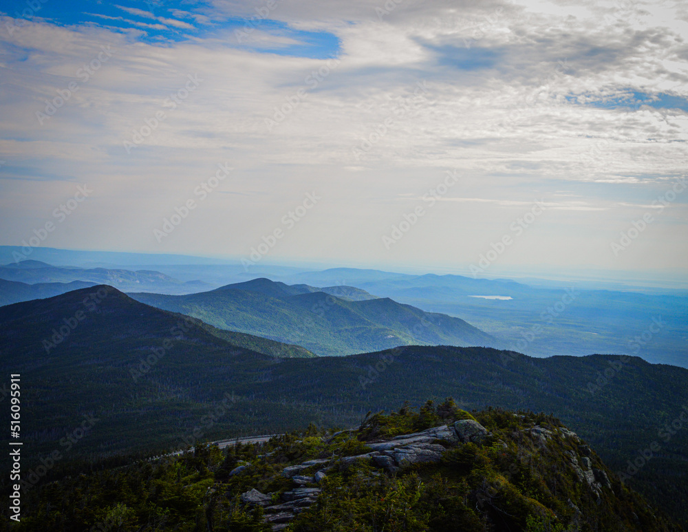 Fototapeta premium Adirondack High Peaks Region Summer 2022
