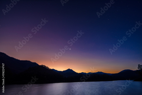 landscape of lake mountain at dawn © jaboo_foto