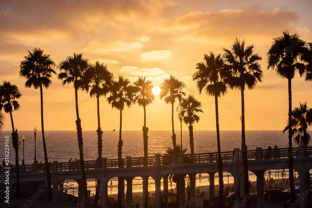 Obraz premium Oceanside Fisherman's Pier at Sunset