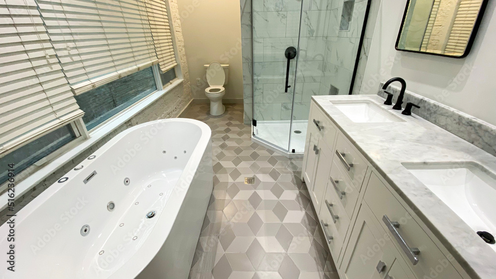 © StudioDin - Porcelain floors newly installed with arrow design, bathroom tiles © StudioDin - Porcelain floors newly installed with arrow design, bathroom tiles