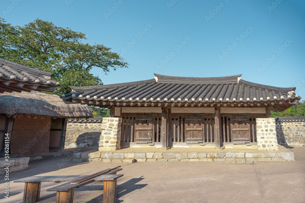 Haemieupseong Seosan traditional building02
