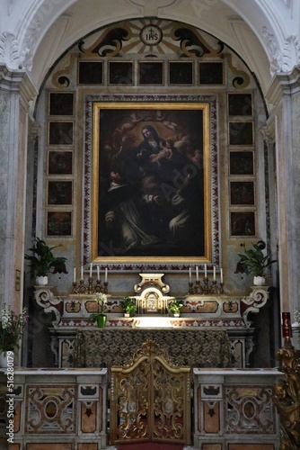 Capri - Dipinto settecentesco della Madonna del Rosario opera di Nicola Malinconico