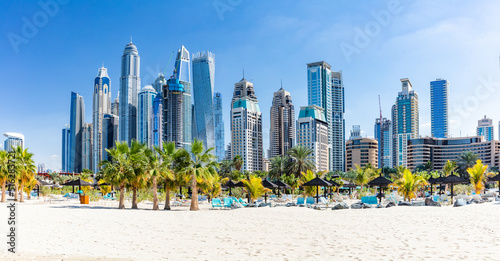 Fotografiet Dubai jumeirah beach with marina skyscrapers in UAE
