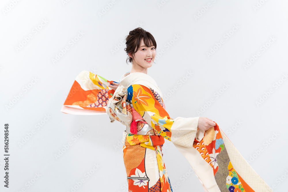 Naklejka premium 着物を着た女性