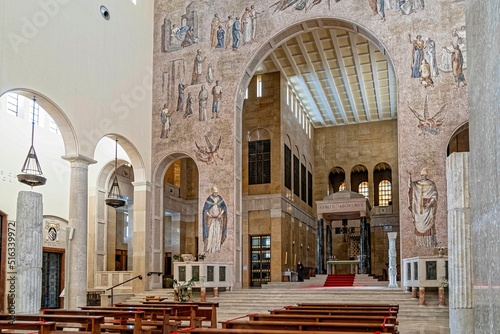 Bild auf Leinwand Benevento, Italy Chiesa S Maria del Carmine in downtown