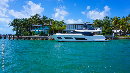 Fotografia, Obraz Luxurious mansion in Miami Beach, florida, U.S.A