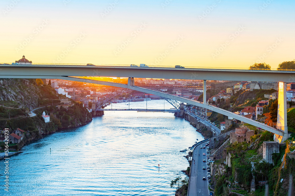 Infante Luis bridge susnet Porto