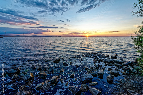 Sonnenuntergang am Steinhuder Meer.Aufenthalt am Steinhuder Meer  photo