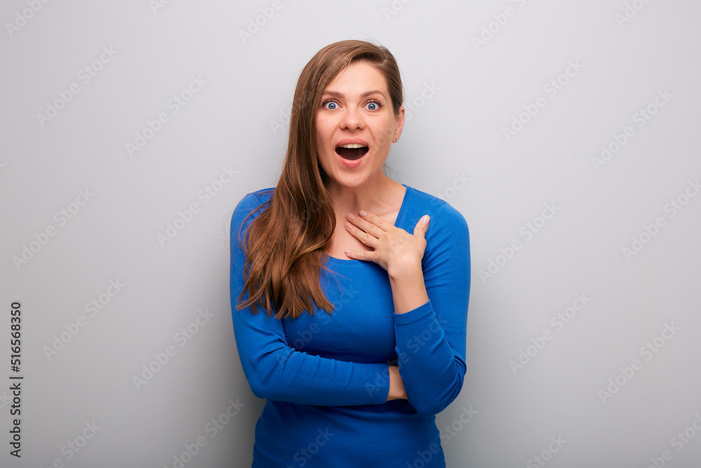 Obraz premium Smiling woman isolated portrait