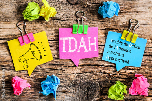 post-it  mégaphone : acronyme TDAH