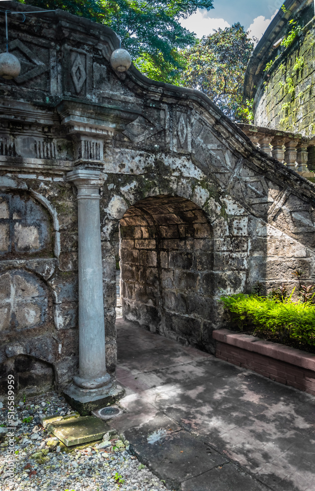 Naklejka premium Archway color