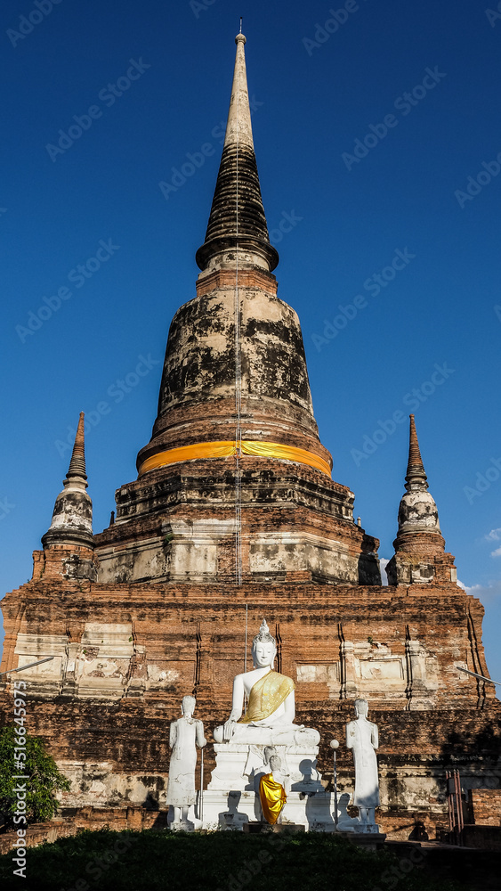 Fototapeta premium The historical city of Ayutthaya in Thailand