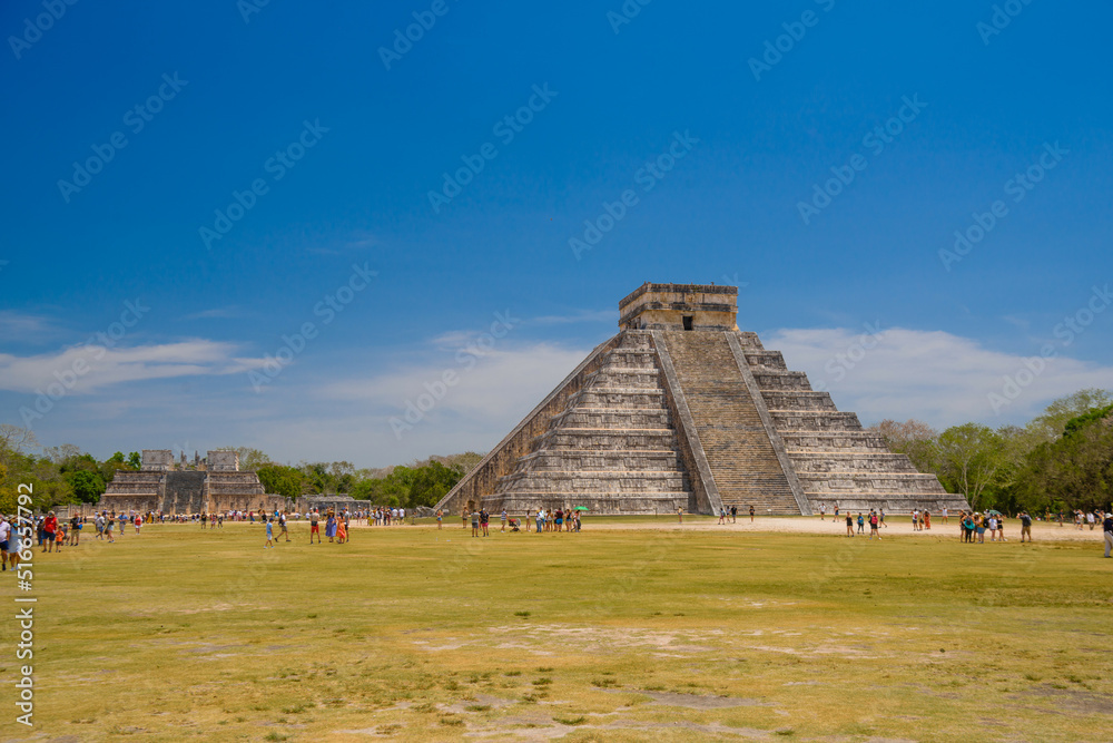Temple Pyramid of Kukulcan El Castillo, Chichen Itza, Yucatan, Mexico, Maya civilization Temple Pyramid of Kukulcan El Castillo, Chichen Itza, Yucatan, Mexico, Maya civilization