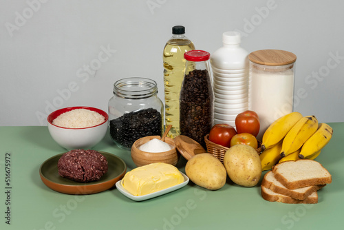 Brazilian basic food basket