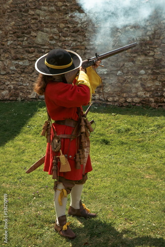 Red-coated uniform of the British Army from 17th century