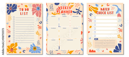 Daily check list planner, note paper, weekly planner, to do list decorated with cute cartoon doodle flowers and botanical illustrations. School scheduler and organizer. Flat vector