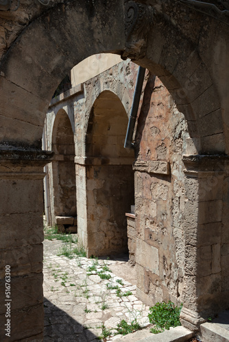 View at arches through the other arch.