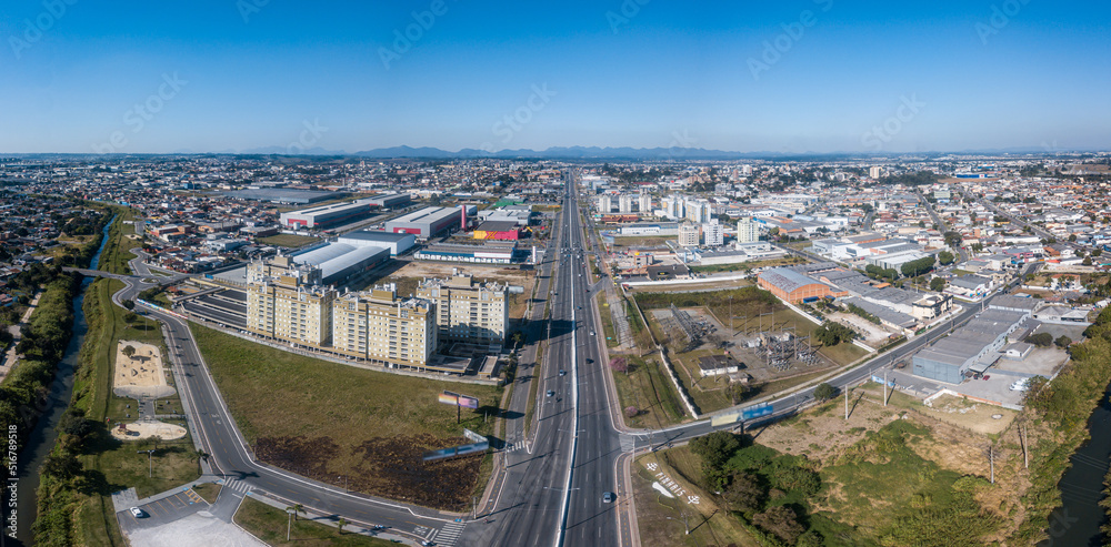 Entrance to the city of Pinhais via the Deputado João Leopoldo Jacomel highway. This is the smallest municipality in the State of Paraná that is located in the metropolitan region of Curitiba (RMC).