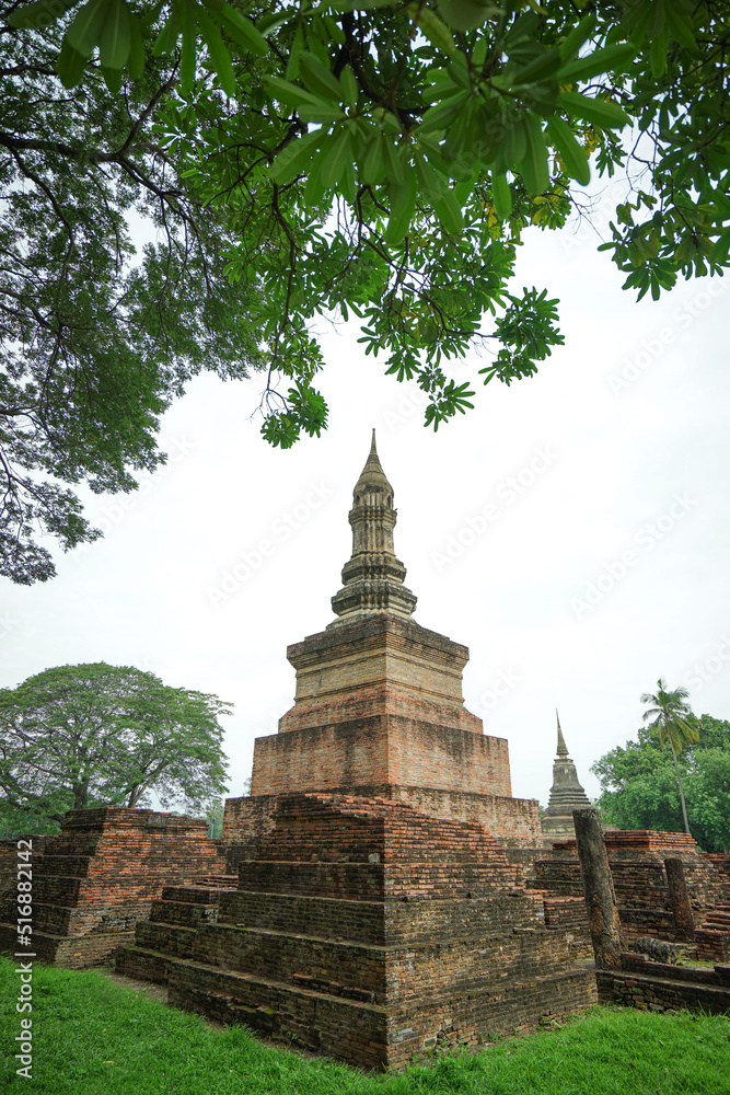 Archaeological and Buddhist sites, historical religious sites, Buddha, temples, ceremonial areas, religious attractions, Buddhist churches, antiques, pagodas, nature and dharma, Buddha statue.