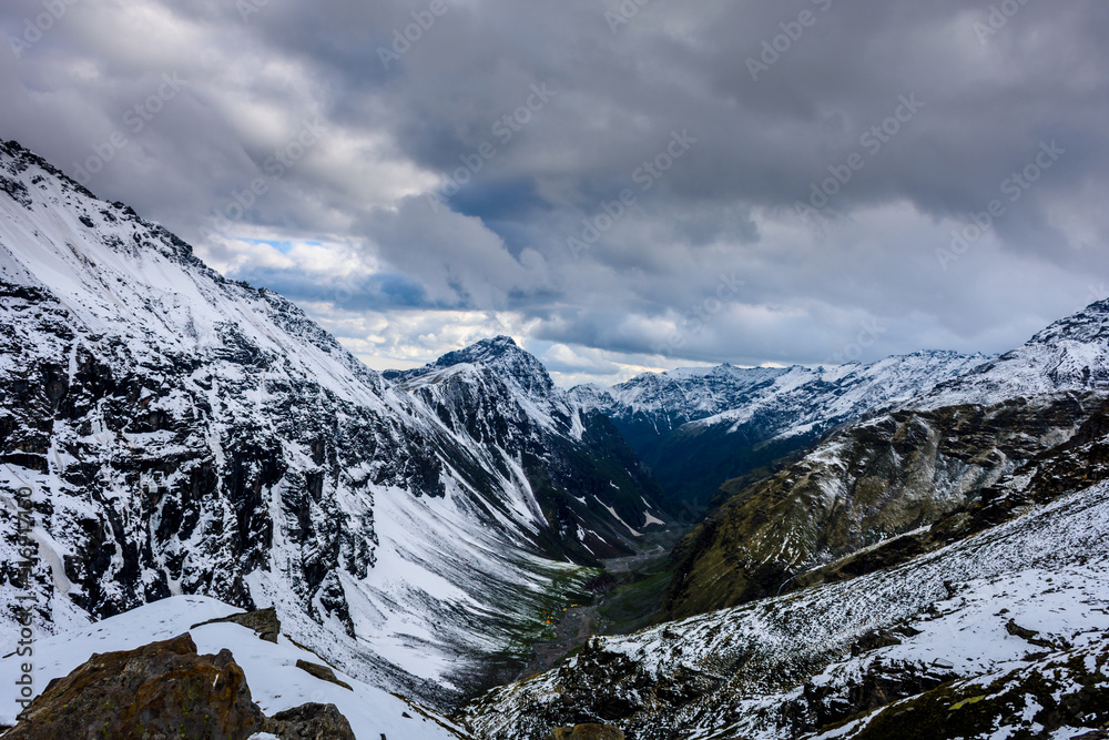 Rupin Pass Trek, Himalayas, Uttarakhand, India