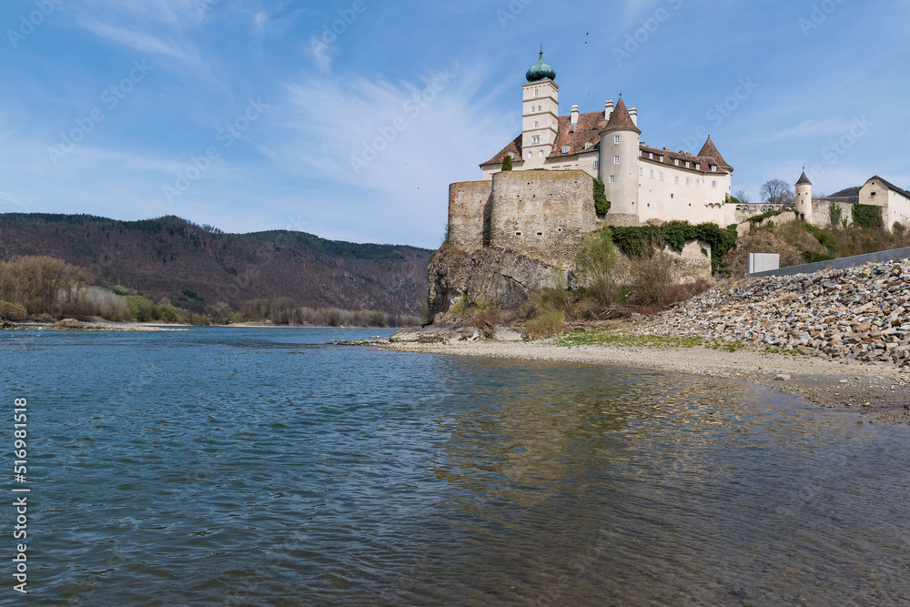 Schonbuhel Schloss