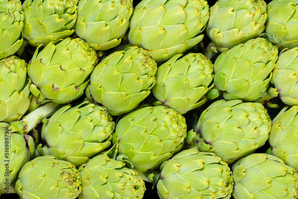 Fototapeta premium Close up of fresh looking delicious artichokes