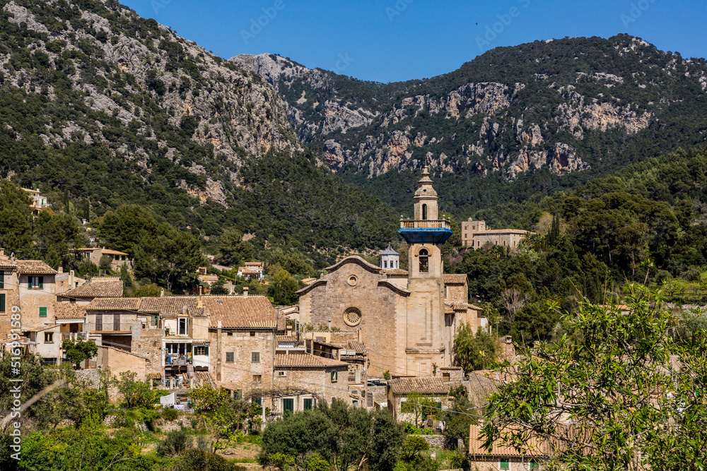 iglesia de Santa María de Valldemossa,  actual iglesia de Sant Bartomeu, siglo XIII, Valldemossa,.Mallorca, balearic islands, spain, europe