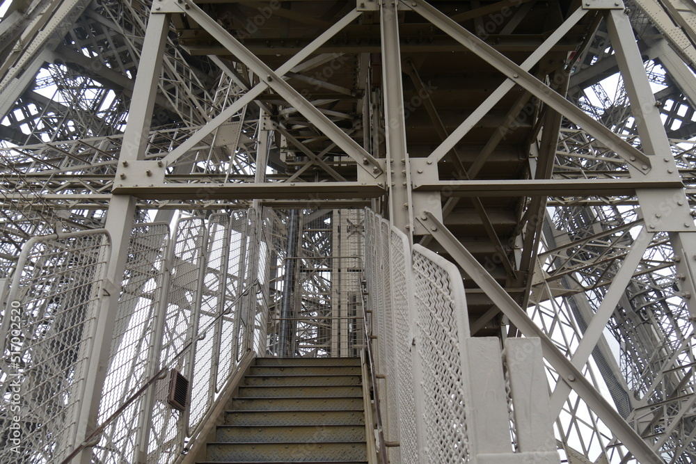 Paris - Eifeltrum, Stahlkonstruktion, Bauweise, Turm