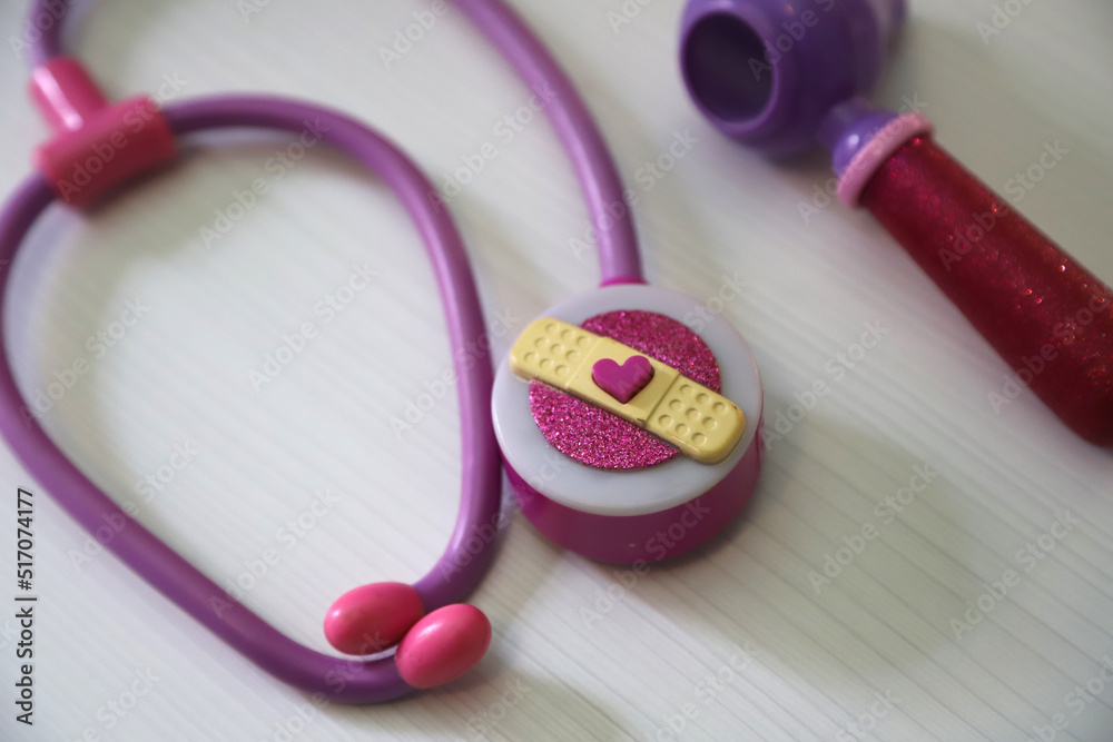 Doc McStuffins. Accessories of the Disney Juniors character. Magic stethoscope that makes toys