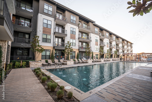 Print op canvas outdoor pool in a modern apartment complex