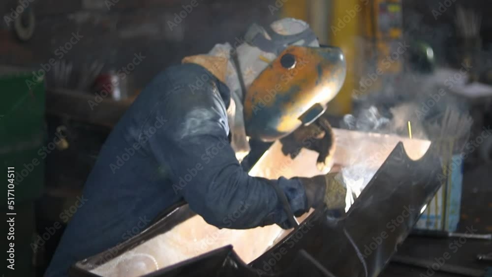 welding worker in metal industry welding worker in metal industry